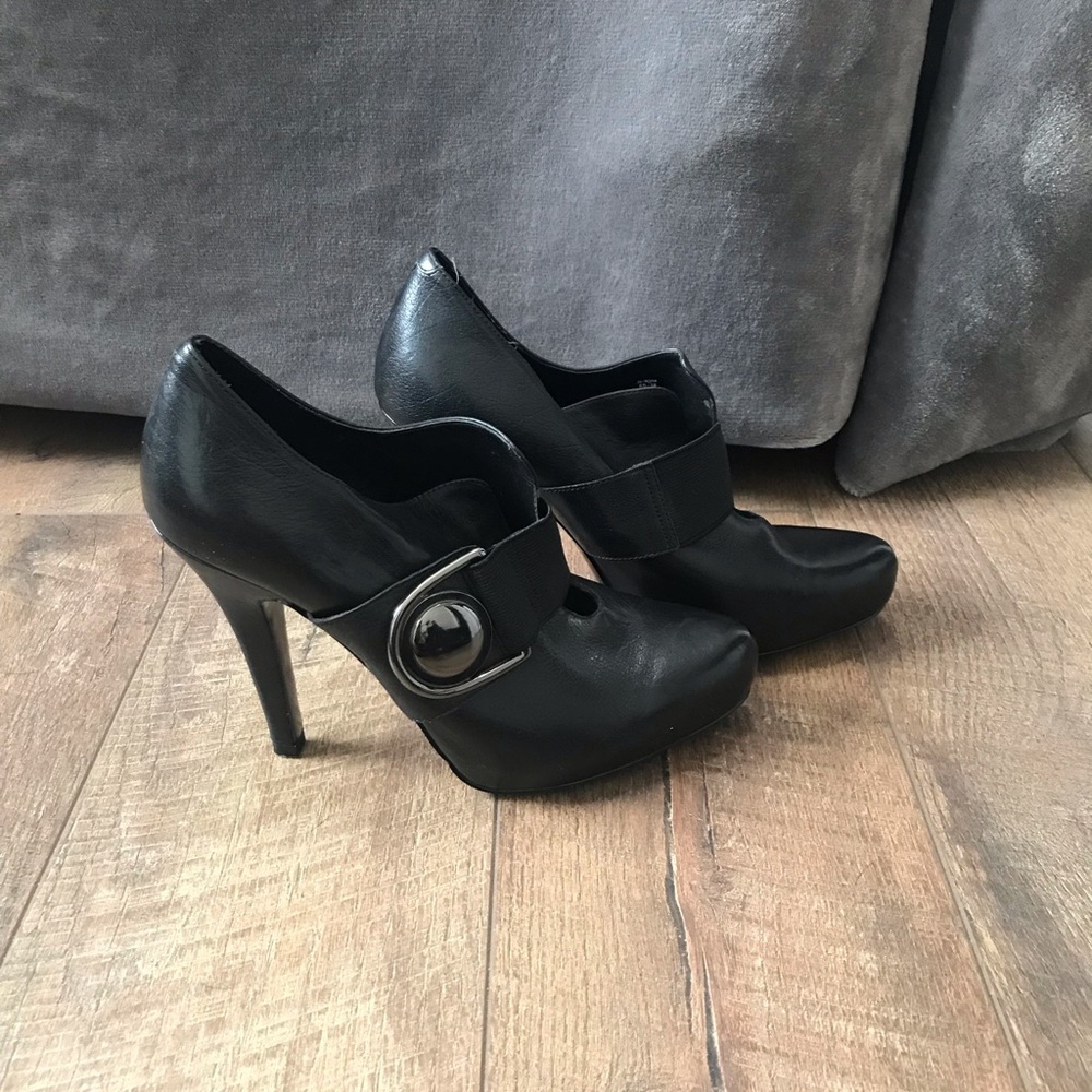 Jessica Simpson Leather Heel